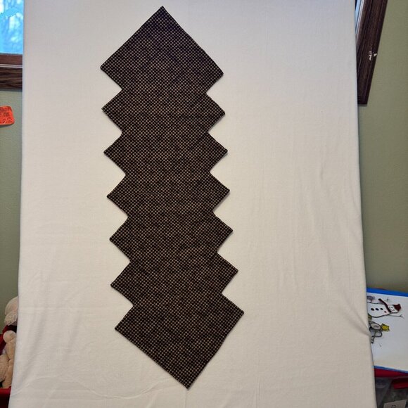 Decorative Reversible Quilted Table Runner Colorful Floral Rectangle 18 x 52" - Picture 7 of 10